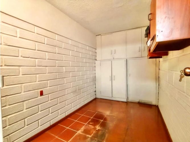 Casa de 5 alcobas en venta en Laureles, Medellín, 252 m² · foto 5 de 20