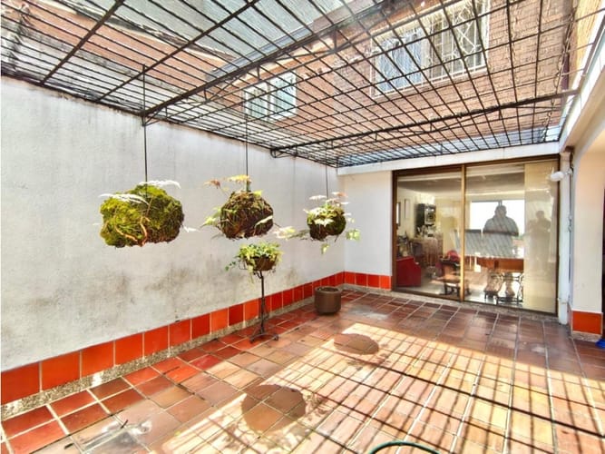 Casa de 5 alcobas en venta en Laureles, Medellín, 252 m² · foto 6 de 20