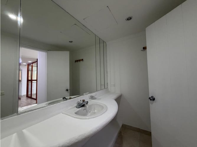 Oficina en arriendo en La Aguacatala, Medellín, 76 m² · foto 18 de 18