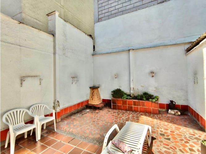 Casa de 5 alcobas en venta en Laureles, Medellín, 252 m² · foto 19 de 20