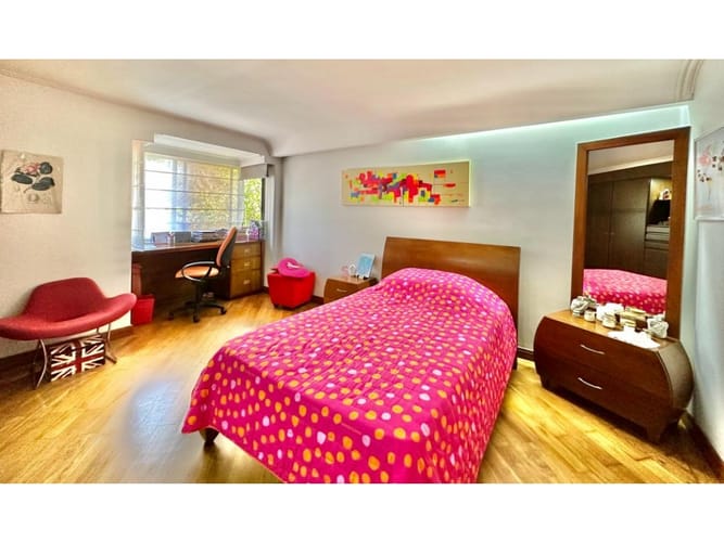 Casa de 5 alcobas en venta en El Poblado, Medellín, 538 m² · foto 7 de 24