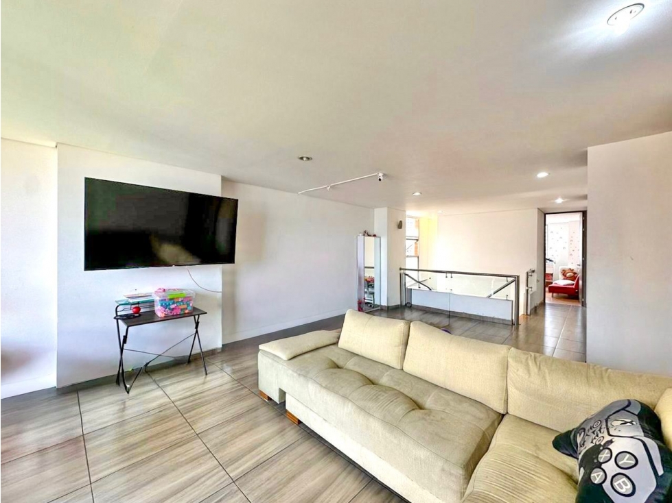 Apartamento en venta en Bosques De Zuñiga, Medellín · foto 9 de 24