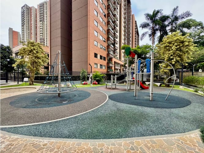 Apartamento en venta en Vegas De San Jose, Medellín · foto 15 de 24