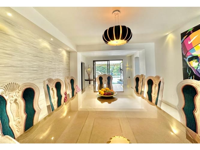 Casa de 5 alcobas en venta en El Poblado, Medellín, 538 m² · foto 20 de 24