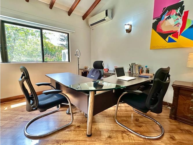 Casa de 5 alcobas en venta en El Poblado, Medellín, 538 m² · foto 22 de 24