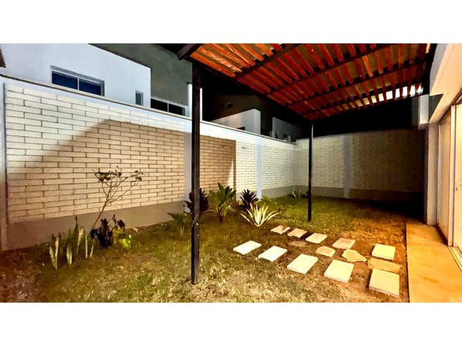 Casa de 3 alcobas en venta en Barro Blanco, Rionegro, 200 m² · foto 10 de 24