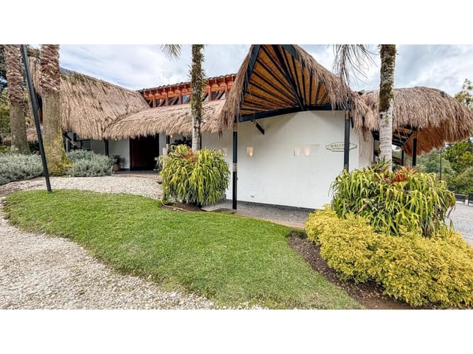 Finca en venta en Sajonia, Rionegro, 840 m² · foto 4 de 24