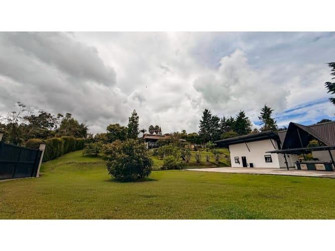 Finca en venta en Sajonia, Rionegro, 840 m² · foto 10 de 24