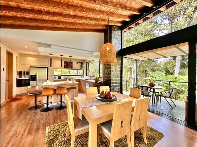 Casa de 3 alcobas en venta en Guamito, La Ceja, 325 m² · foto 11 de 24