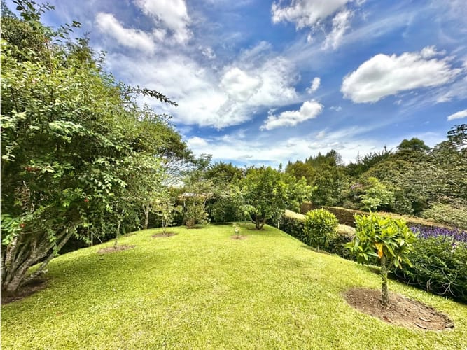 Casa de 3 alcobas en venta en Guamito, La Ceja, 325 m² · foto 15 de 24