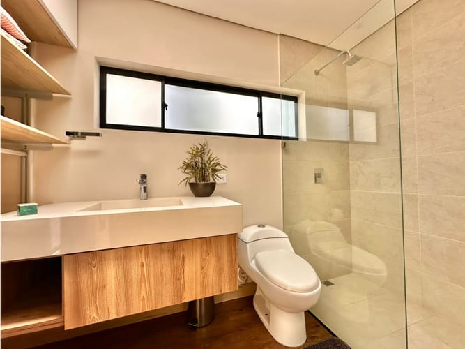 Casa de 3 alcobas en venta en Guamito, La Ceja, 325 m² · foto 19 de 24