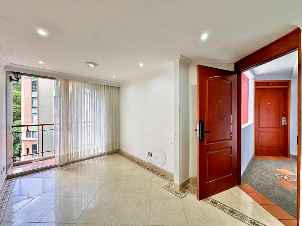 Apartamento en venta en San Diego, Medellín · foto 3 de 24