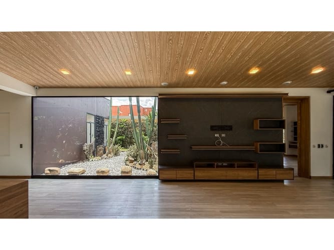 Casa de 3 alcobas en venta en Llano Grande, Rionegro, 540 m² · foto 9 de 24