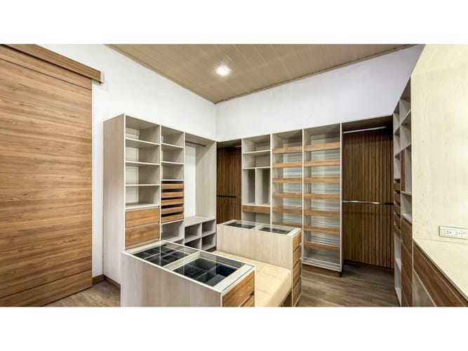Casa de 3 alcobas en venta en Llano Grande, Rionegro, 540 m² · foto 12 de 24