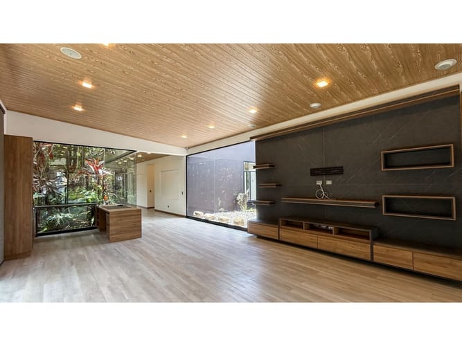 Casa de 3 alcobas en venta en Llano Grande, Rionegro, 540 m² · foto 15 de 24
