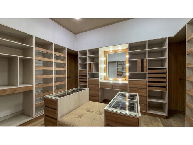 Casa de 3 alcobas en venta en Llano Grande, Rionegro, 540 m² · foto 20 de 24