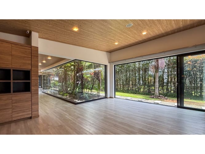 Casa de 3 alcobas en venta en Llano Grande, Rionegro, 540 m² · foto 24 de 24