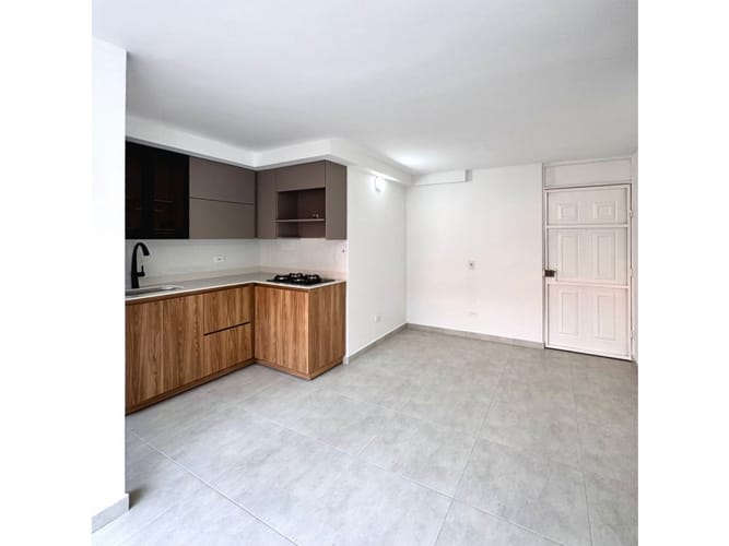 Apartamento de 3 alcobas en venta en Alto Del Medio, Rionegro, 50 m² · foto 7 de 11