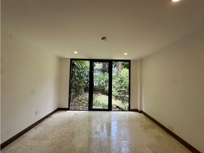 Casa de 4 alcobas en venta en El Poblado, Medellín, 224 m² · foto 20 de 24