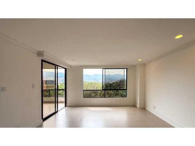 Apartamento de 4 alcobas en venta en El Poblado, Medellín, 150 m² · foto 13 de 24