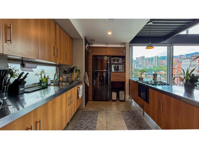 Apartamento de 1 alcoba en arriendo en El Poblado, Medellín, 140 m² · foto 12 de 24