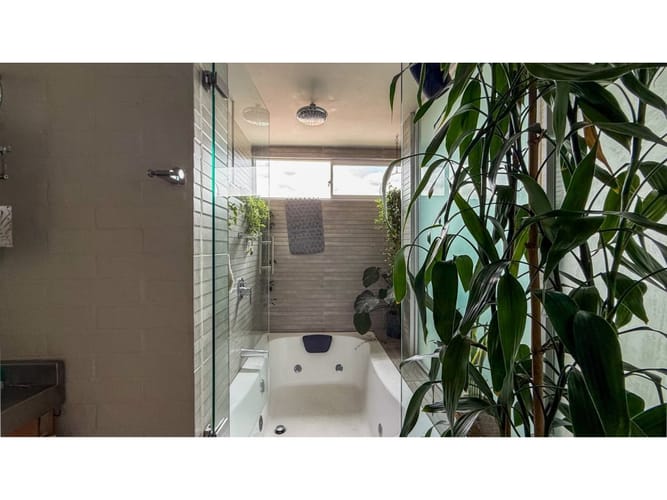 Apartamento de 1 alcoba en arriendo en El Poblado, Medellín, 140 m² · foto 22 de 24