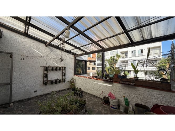Casa de 4 alcobas en venta en Laureles, Medellín, 220 m² · foto 4 de 24