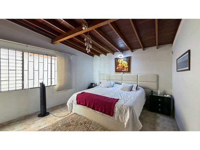 Casa de 4 alcobas en venta en Laureles, Medellín, 220 m² · foto 7 de 24