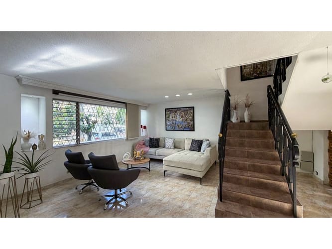 Casa de 4 alcobas en venta en Laureles, Medellín, 220 m² · foto 9 de 24