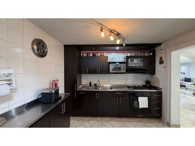 Casa de 4 alcobas en venta en Laureles, Medellín, 220 m² · foto 11 de 24