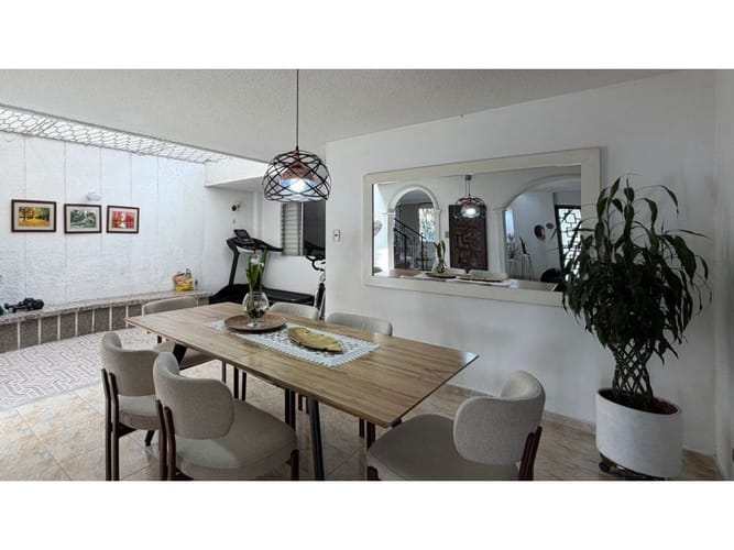 Casa de 4 alcobas en venta en Laureles, Medellín, 220 m² · foto 14 de 24
