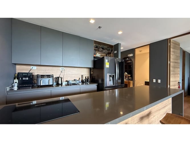 Apartaestudio en venta en Santa Catalina, Envigado, 125 m² · foto 2 de 24