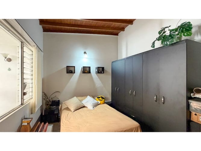 Casa de 4 alcobas en venta en Laureles, Medellín, 220 m² · foto 22 de 24