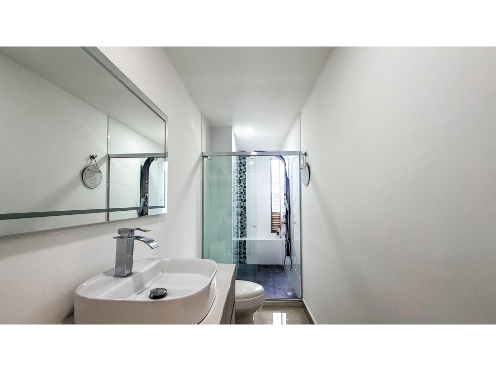 Apartamento en arriendo en El Poblado, Medellín · foto 17 de 24