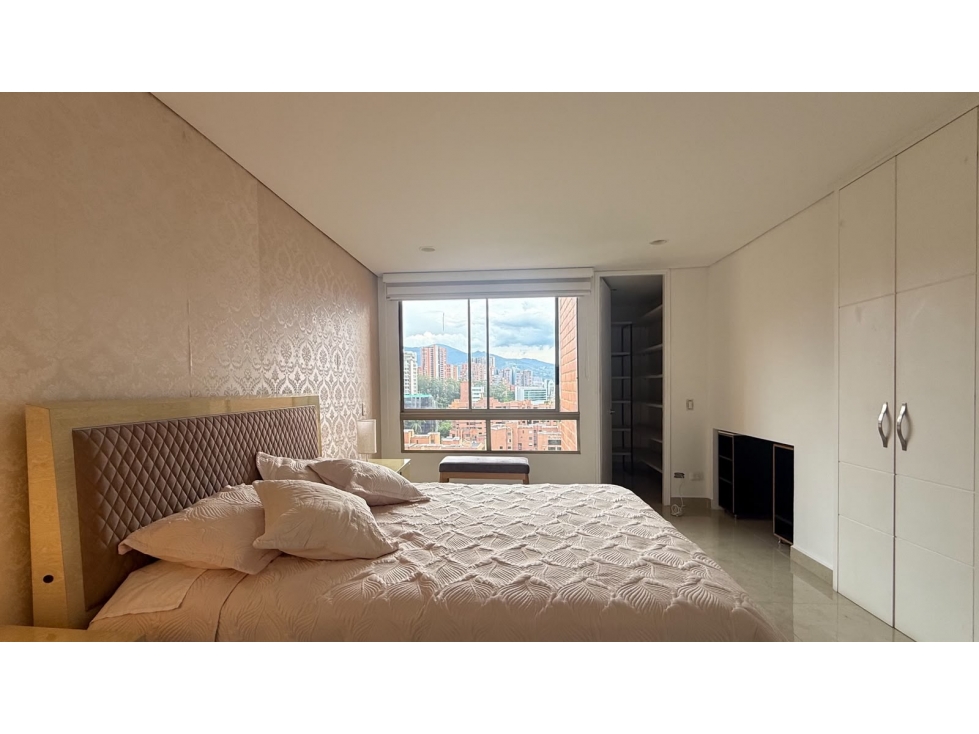Apartamento en arriendo en El Poblado, Medellín · foto 18 de 24
