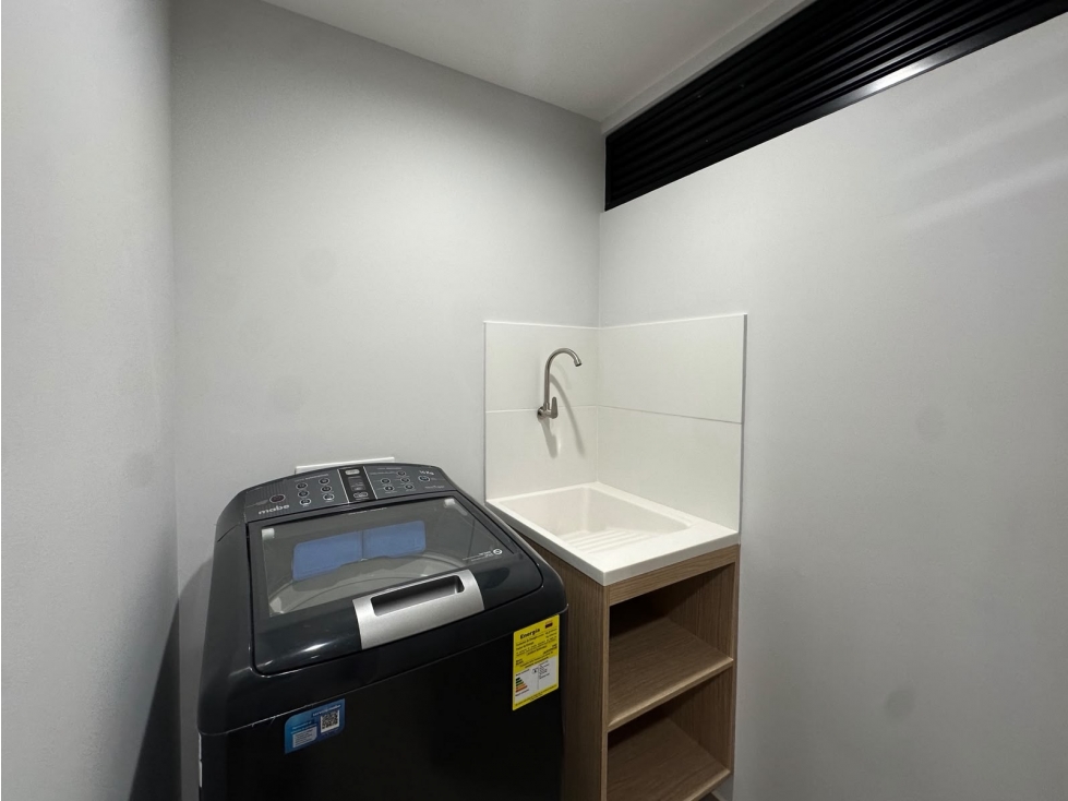 Apartamento en venta en Vegas De San Jose, Medellín · foto 7 de 15