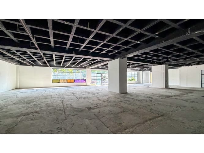 Local en arriendo en Laureles, Medellín, 760 m² · foto 11 de 19