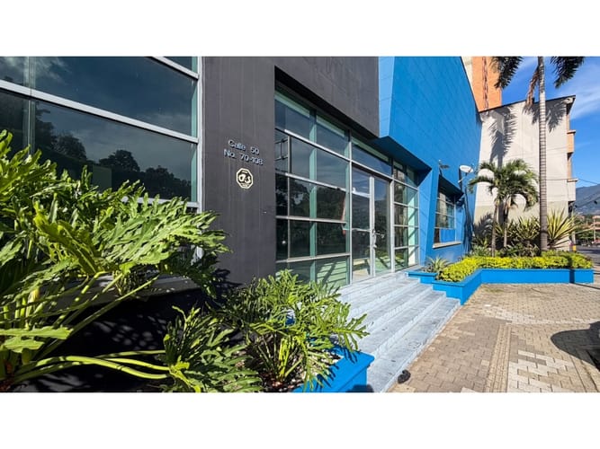 Local en arriendo en Laureles, Medellín, 760 m² · foto 17 de 19