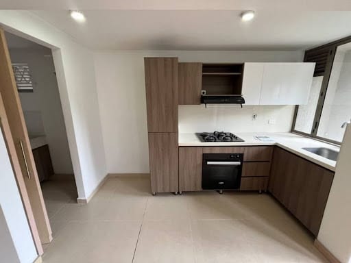 Apartamento de 2 alcobas en arriendo en Pan De Azucar, Sabaneta, 67 m² · foto 2 de 9