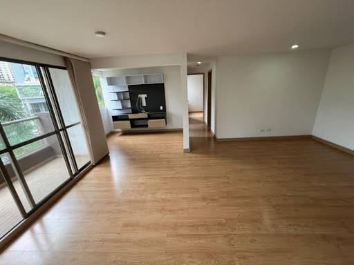 Apartamento de 2 alcobas en arriendo en Pan De Azucar, Sabaneta, 67 m² · foto 4 de 9