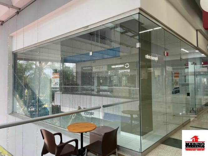 Local en venta en Colombia, Medellín, 83 m² · foto 6 de 10