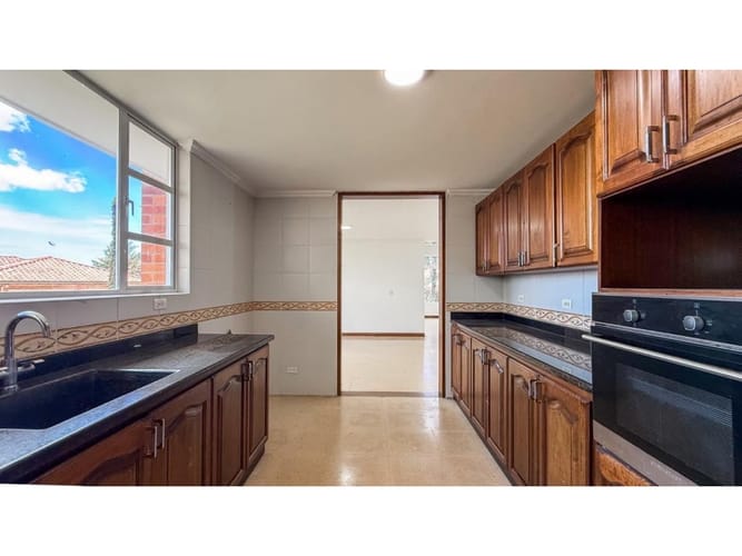 Casa de 6 alcobas en venta en Carrizales, Envigado, 350 m² · foto 8 de 24