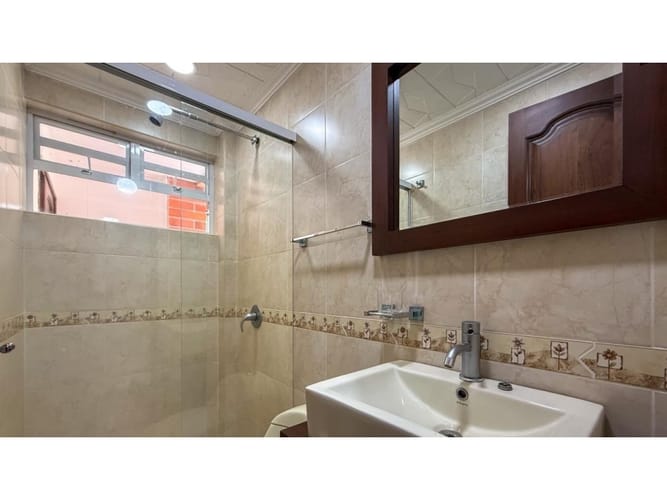 Casa de 6 alcobas en venta en Carrizales, Envigado, 350 m² · foto 21 de 24