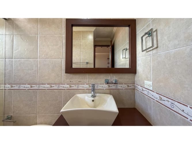 Casa de 6 alcobas en venta en Carrizales, Envigado, 350 m² · foto 22 de 24