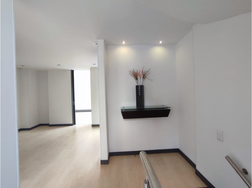 Casa en venta en Pinares, Pereira · foto 3 de 24