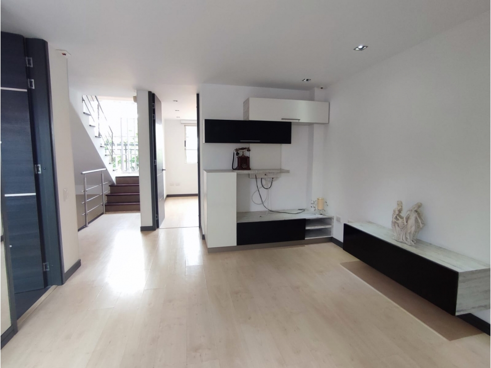 Casa en venta en Pinares, Pereira · foto 4 de 24