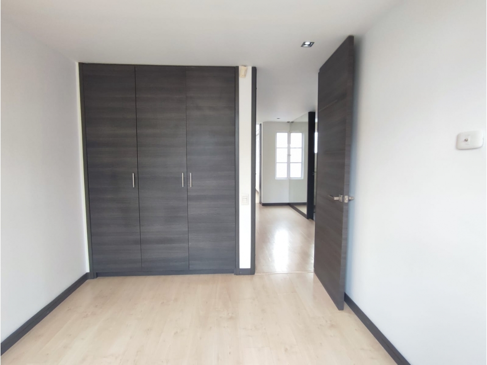 Casa en venta en Pinares, Pereira · foto 10 de 24