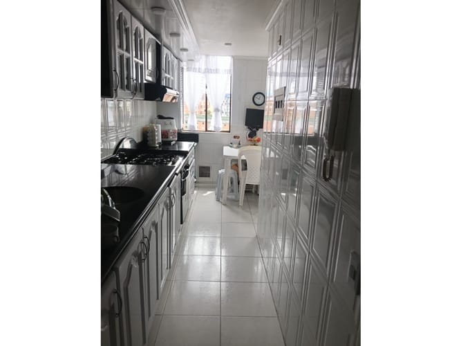Apartamento de 5 alcobas en venta en Ciudad Salitre Occidental, Bogotá, 129 m² · foto 5 de 18
