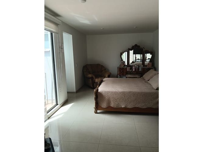Apartamento de 5 alcobas en venta en Ciudad Salitre Occidental, Bogotá, 129 m² · foto 9 de 18