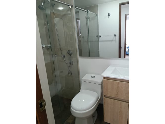 Apartamento de 5 alcobas en venta en Ciudad Salitre Occidental, Bogotá, 129 m² · foto 15 de 18